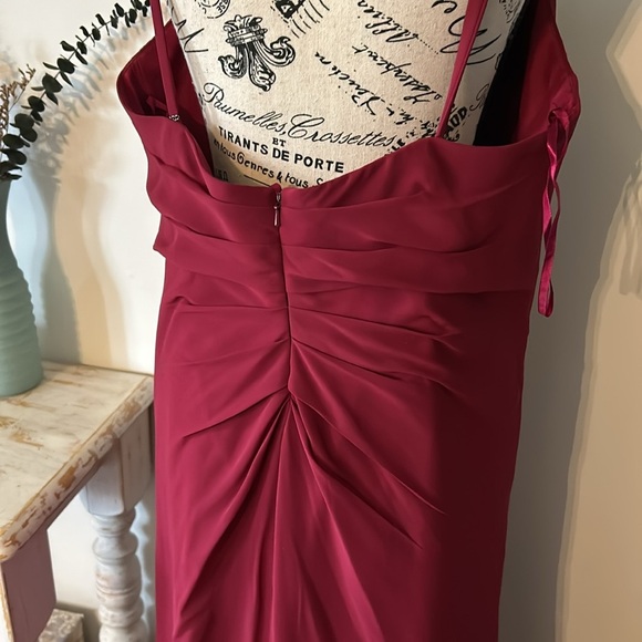 Symphony Of Venus Red Mother of Groom/Bride Dress with Matching Shrug size 18 - Picture 7 of 12